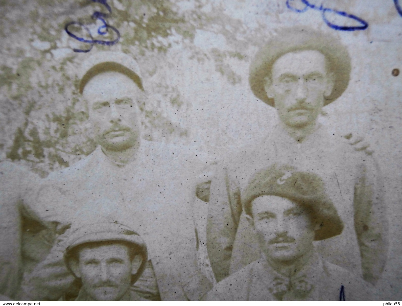 Photo  Groupe De Mlitaires Casque Colonial Nomminative A Identifier - Oorlog, Militair