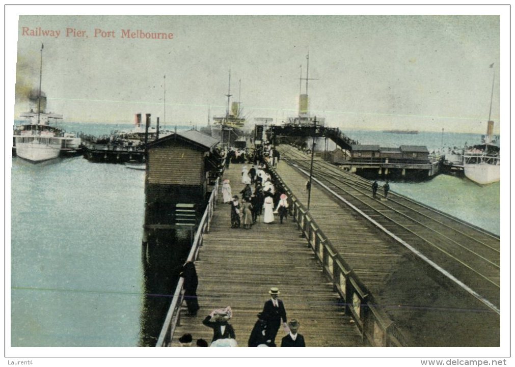 (9000) Australia - VIC - Port Melbourne Pier And Ships  (very Old Postcard) - Dampfer