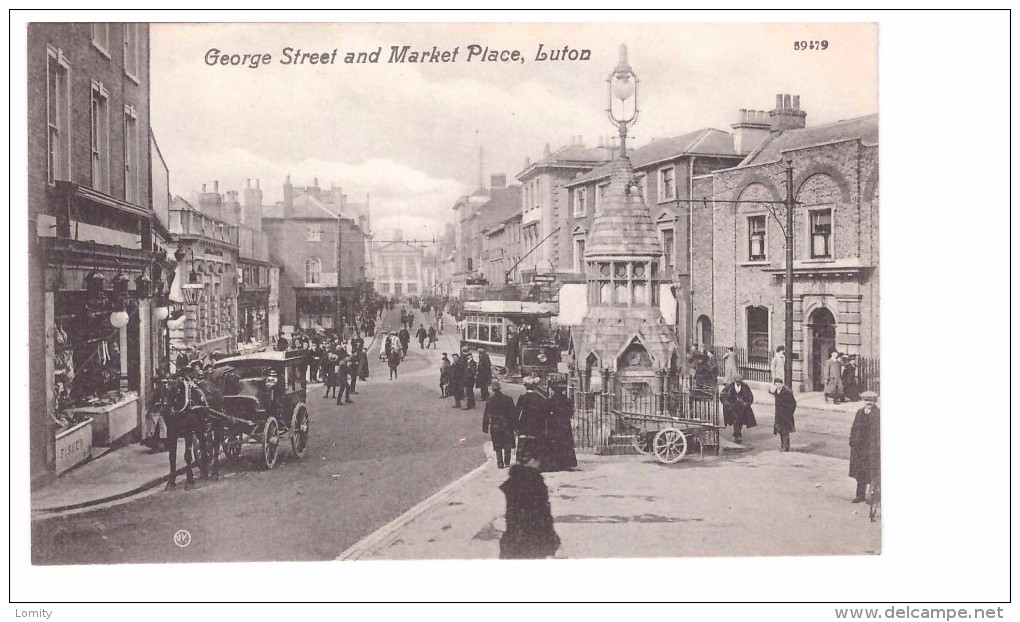 Angleterre Luton George Street Market Place Attelage Commerce Boutique Automobile , Carte Non Voyagée - Autres & Non Classés