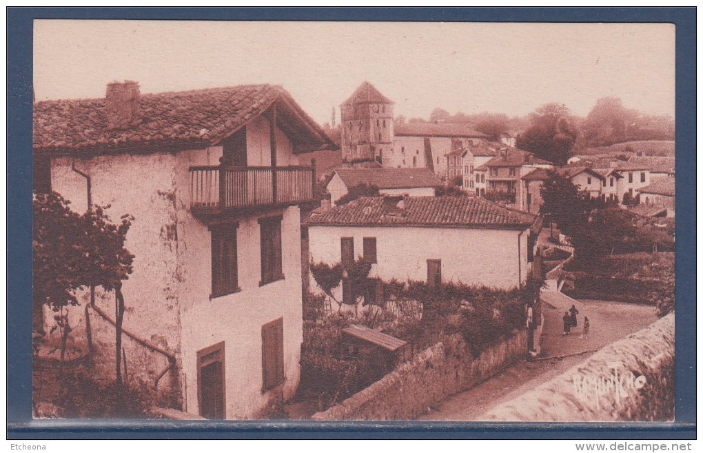 = Carte Postale Espelette, Pays Basque, Vue Du Village, Pyrénées-Atlantiques, - Espelette