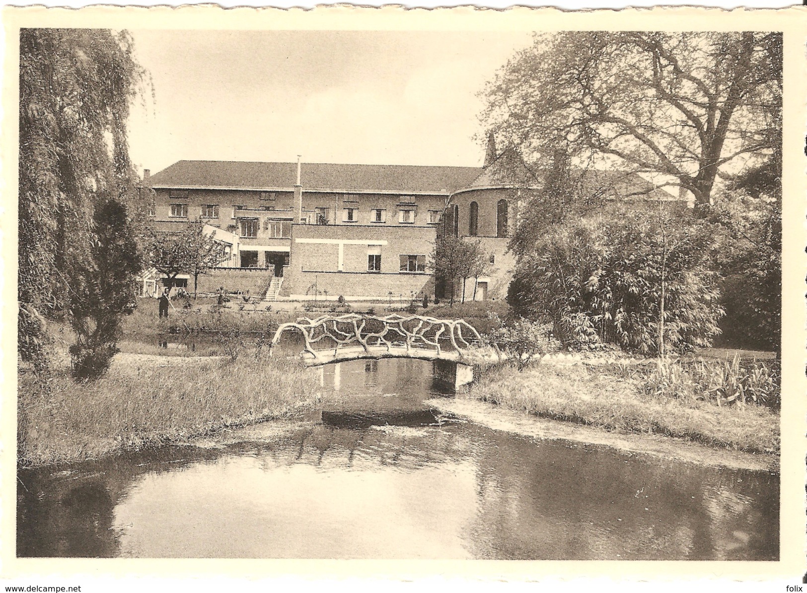 Bornem - St-Jozefskliniek - Vijver En Achtervleugel - Bornem