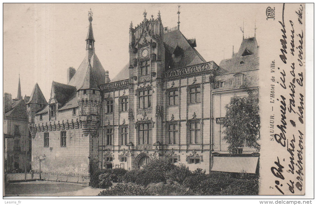 CPA - SAUMUR - L'HOTEL DE VILLE - N. D. - 7 - T. B. E. - Saumur