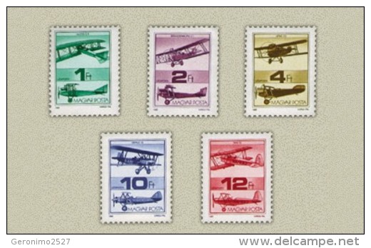 HUNGARY 1988 TRANSPORT Aviation PLANES - Fine Set MNH - Ongebruikt