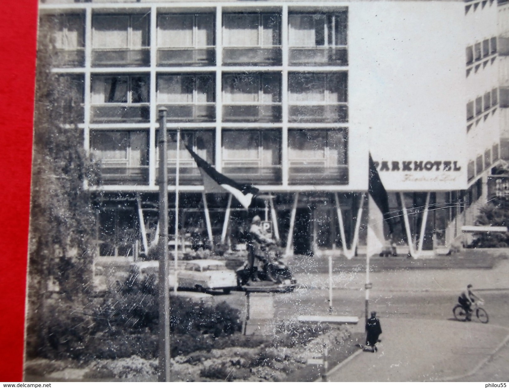 Cpsm REUTLINGEN   Parkhotel Mit Hochhaus    TRAM, Coccinelle , Combi, Mercedes... - Reutlingen