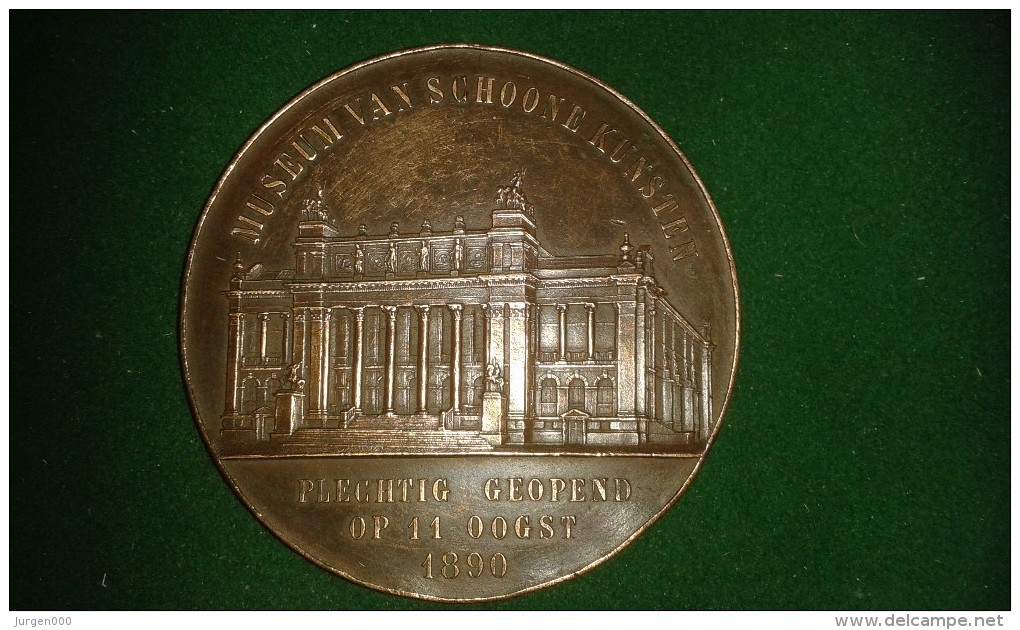 1890,  F. Baetes, Stad Antwerpen, Opening Museum Van Schoone Kunsten, 106 Gram (med307) - Souvenirmunten (elongated Coins)