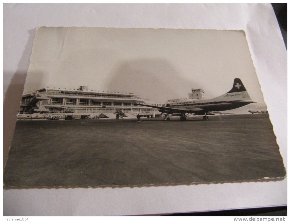 CARTE POSTALE NICE AEROPORT L'AIRE DE STATIONNEMENT AVION SWISSAIR - Transport Aérien - Aéroport