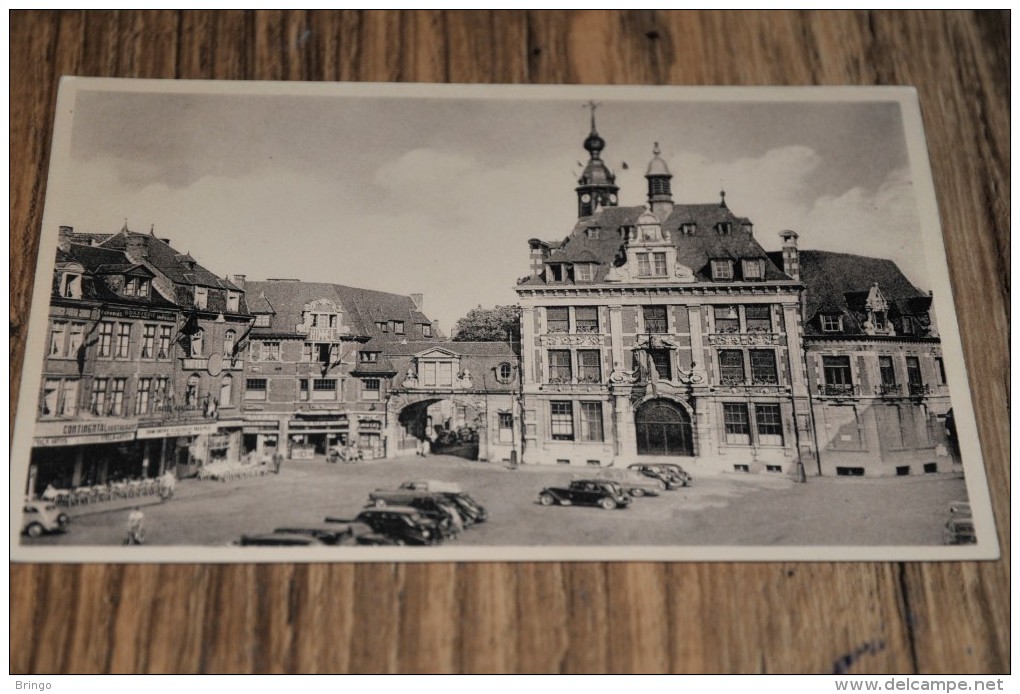 7-Namur Namen, La Bourse De Commerce / Auto / Car / Coche / Voiture - Autres & Non Classés