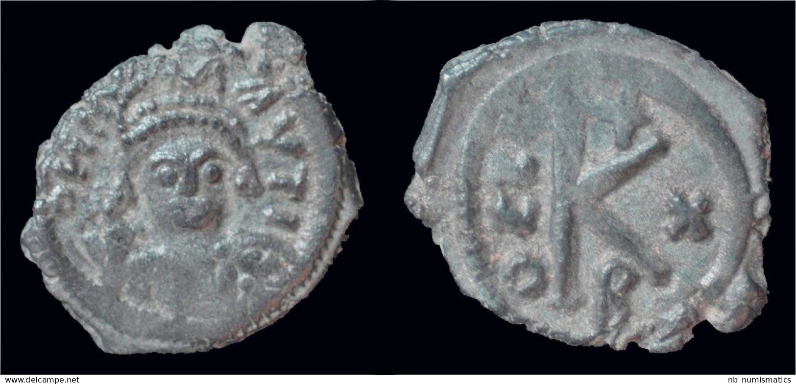 Maurice Tiberius Half  Follis - Byzantines