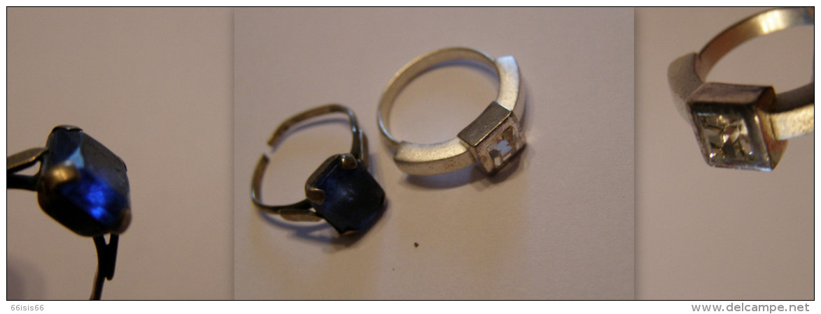 2 Bagues, Une Ancienne Et L'autre Plus Recente... - Anillos