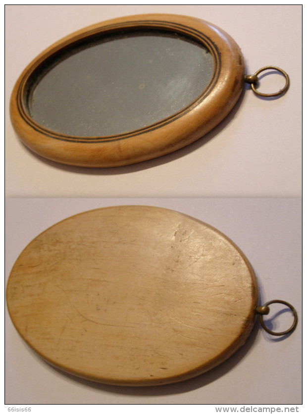 Superbe Miroir De Poche(courtoisie) En Bois. - Accessoires