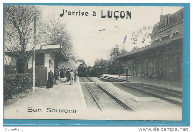 CPA - Chemin De Fer - Arrivée Du Train En Gare De LUCON 85 - Lucon