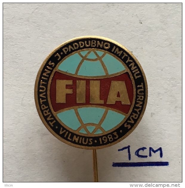 Badge (Pin) ZN003649 - Wrestling International Tournament Vilnius 1983 FILA - Ringen