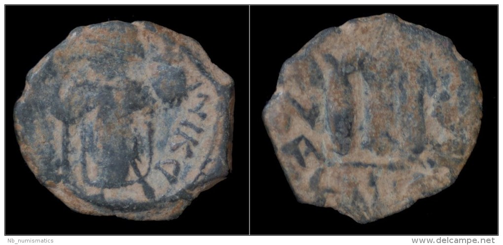 Constans II AE Follis - Byzantium