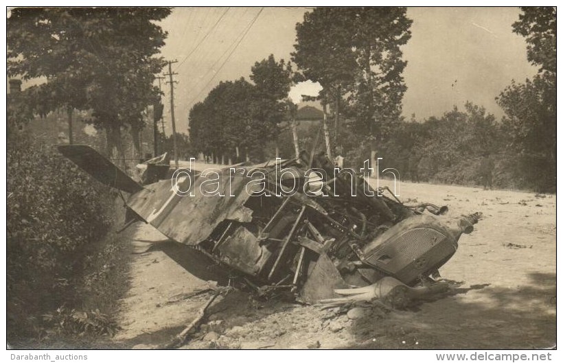 * T2/T3 1918 Deme (?) FÅ‘hadnagy által LelÅ‘tt Olasz RepülÅ‘ Conegliano-Susegana Közötti... - Non Classés