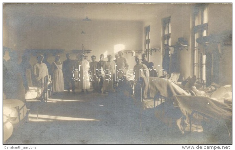 * 1915 Újvidék, Novi Sad; K.u.K. Quarantänspital 'Honvédkaserne' / 2 Db Fotó... - Sin Clasificación