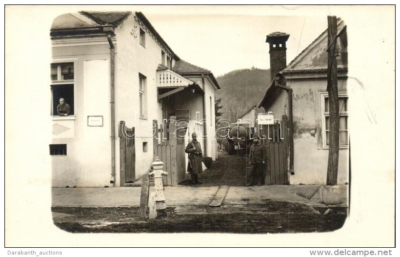 * T1/T2 1916 Segesvár, Sighisoara; Osztrák Benzinraktár Felfegyverzett Katonákkal /... - Sin Clasificación