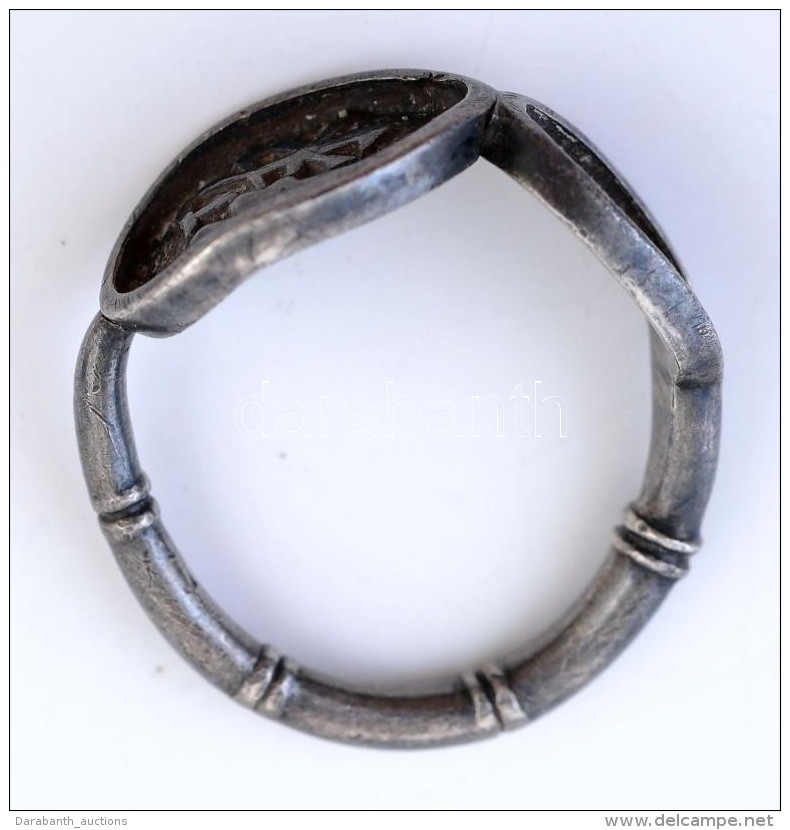 Antik Ezüst (Ag.) Kínai GyÅ±rÅ±, Jelzett, Méret:60, Nettó: 6 G /Silver Chinese Ring With... - Autres & Non Classés