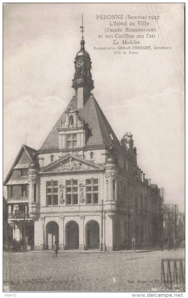 80 - Péronne (Somme) - L'Hôtel De Ville - Peronne