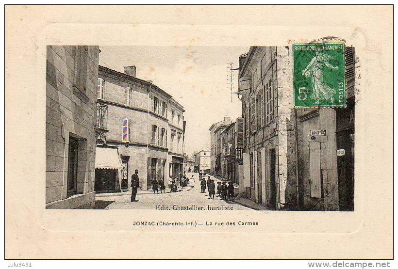 CPA - JONZAC (17) - Aspect De La Rue Des Carmes En 1913 - Jonzac