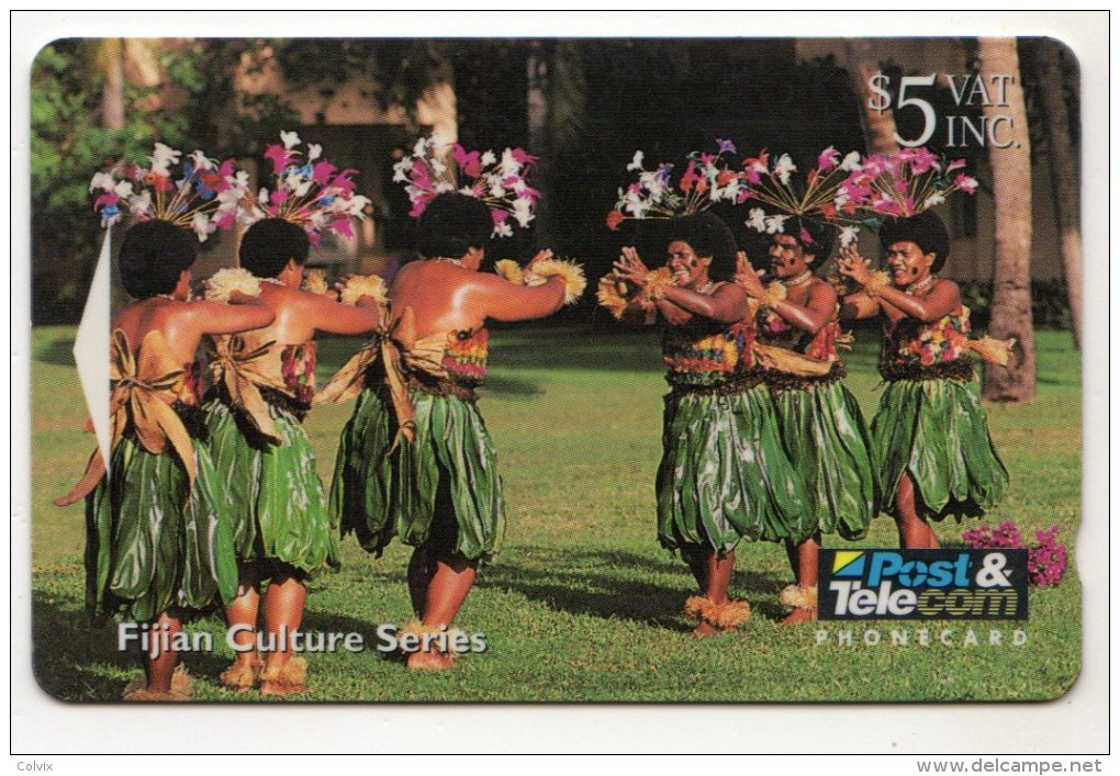 FIDJI Ref MVCARDS FIJ-038 Meke Dancers 5$ Date 1994 - Fidji