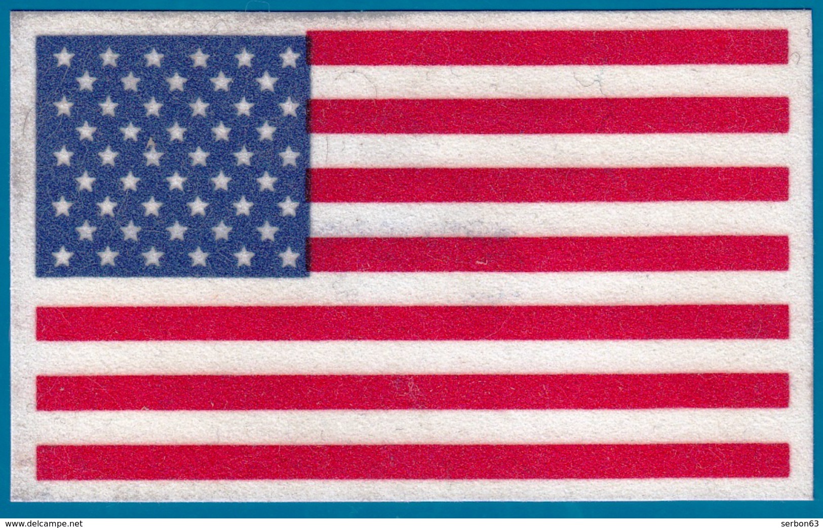 1 DRAPEAU ETATS-UNIS AMÉRICAIN AMÉRIQUE GENRE SUEDINE FEUTRINE SEMBLE ETRE AUTOCOLLANT ? 10,8X6,6cm - Publicités