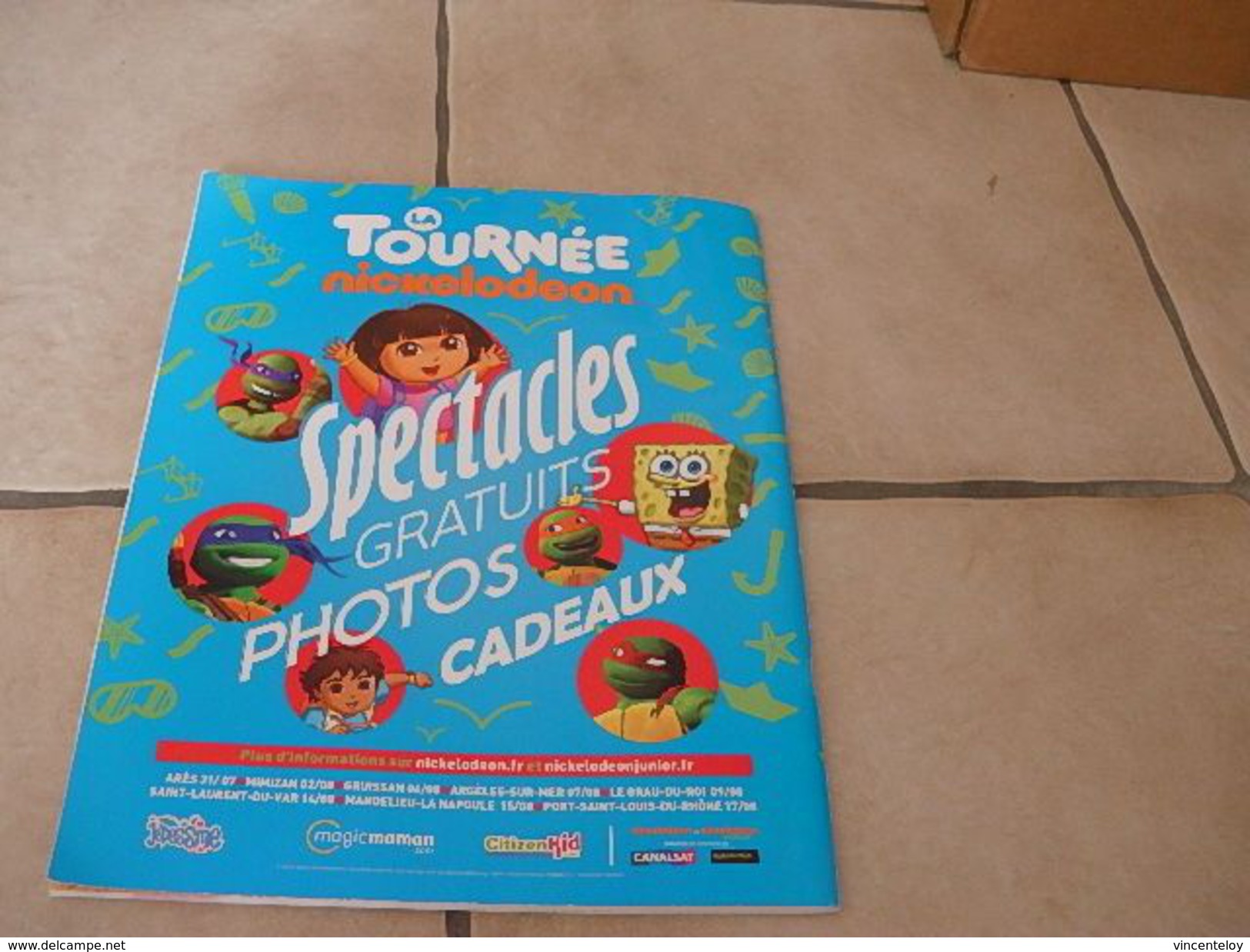 Dora L'exploratrice Hors Serie N 2 ( 250 Stickers ) - Disney