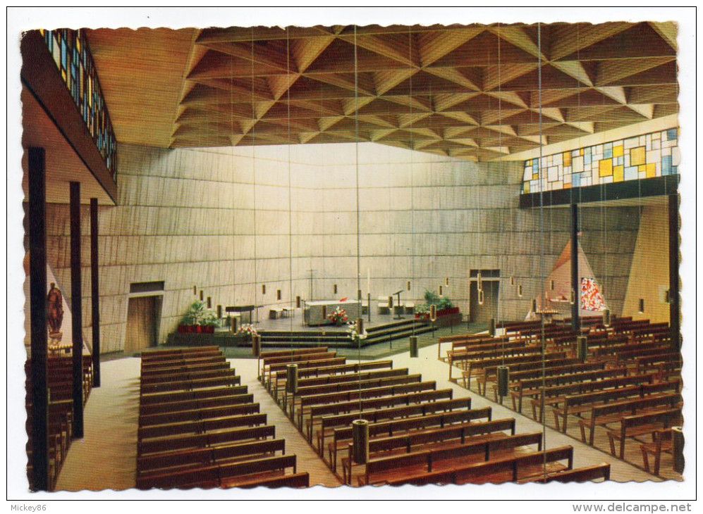 PARIS 13°--Eglise Saint Marcel--Intérieur--Le Choeur Et La Nef,cpsm 15 X 10 N° 35579 C  Phot Boiron - Arrondissement: 13