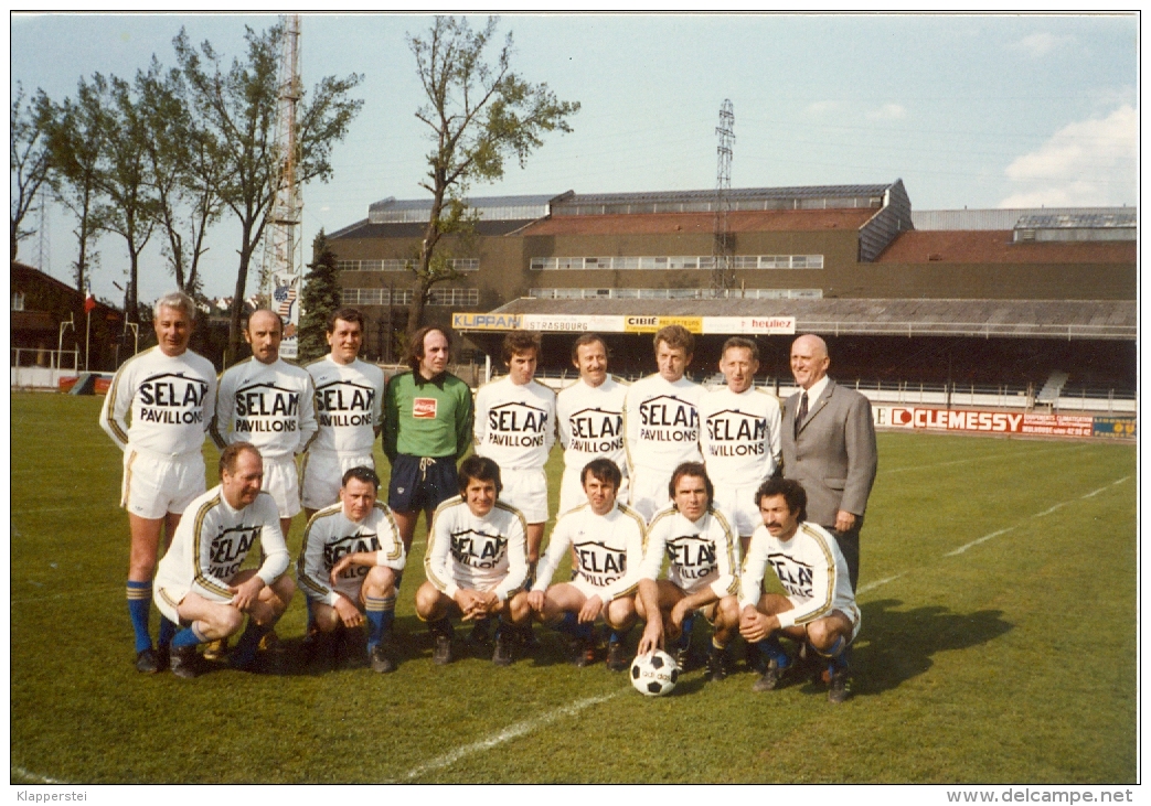 25 - Doubs - Photo FC Sochaux Montbéliard Match De Gala 50 ème Anniversaire Du Club 1978 - Sport