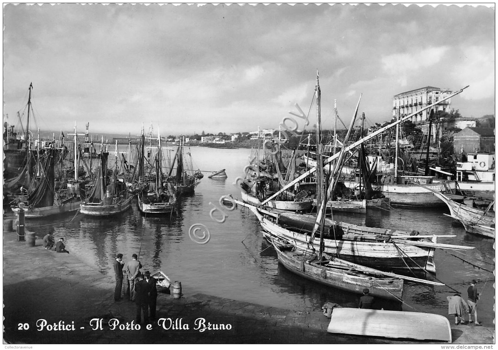 Cartolina - Postcard - Portici - Porto - Villa Bruna  - Anni '50 - Autres & Non Classés