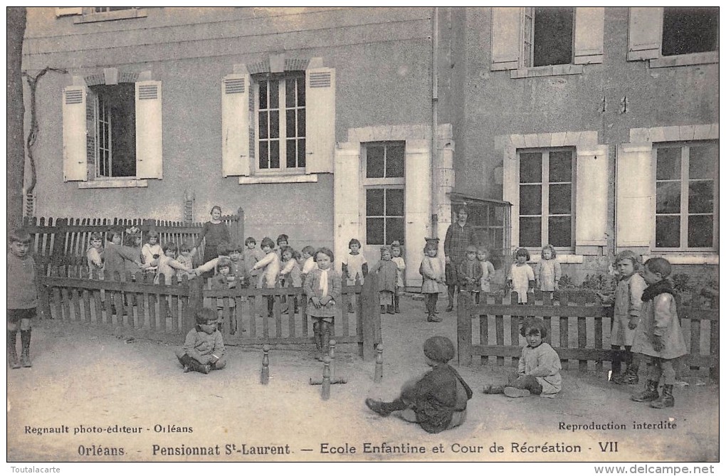 CPA 45  ORLEANS PENSIONNAT LAURENT ECOLE ENFANTINE ET COUR DE RECREATION VII - Orleans