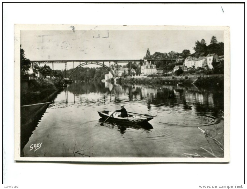 CP - MAYENNE       (53)  BORDS DE LA MAYENNE ET LE VIADUC - Mayenne