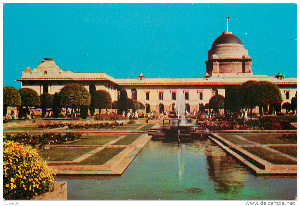 Rashtrapati Bhawan, New Delhi, India Postcard Unposted - India