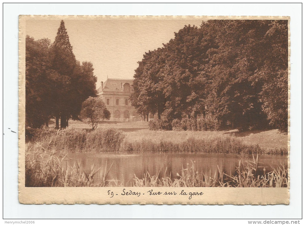 Ardennes  08 - Sedan - Vue Sur La Gare - Sedan