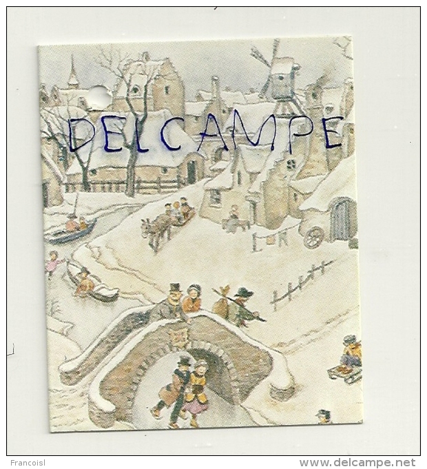 Etiquette Double Cadeaux. Village Enneigé, Passants. 5/6,5 Cm - Cartes Cadeaux