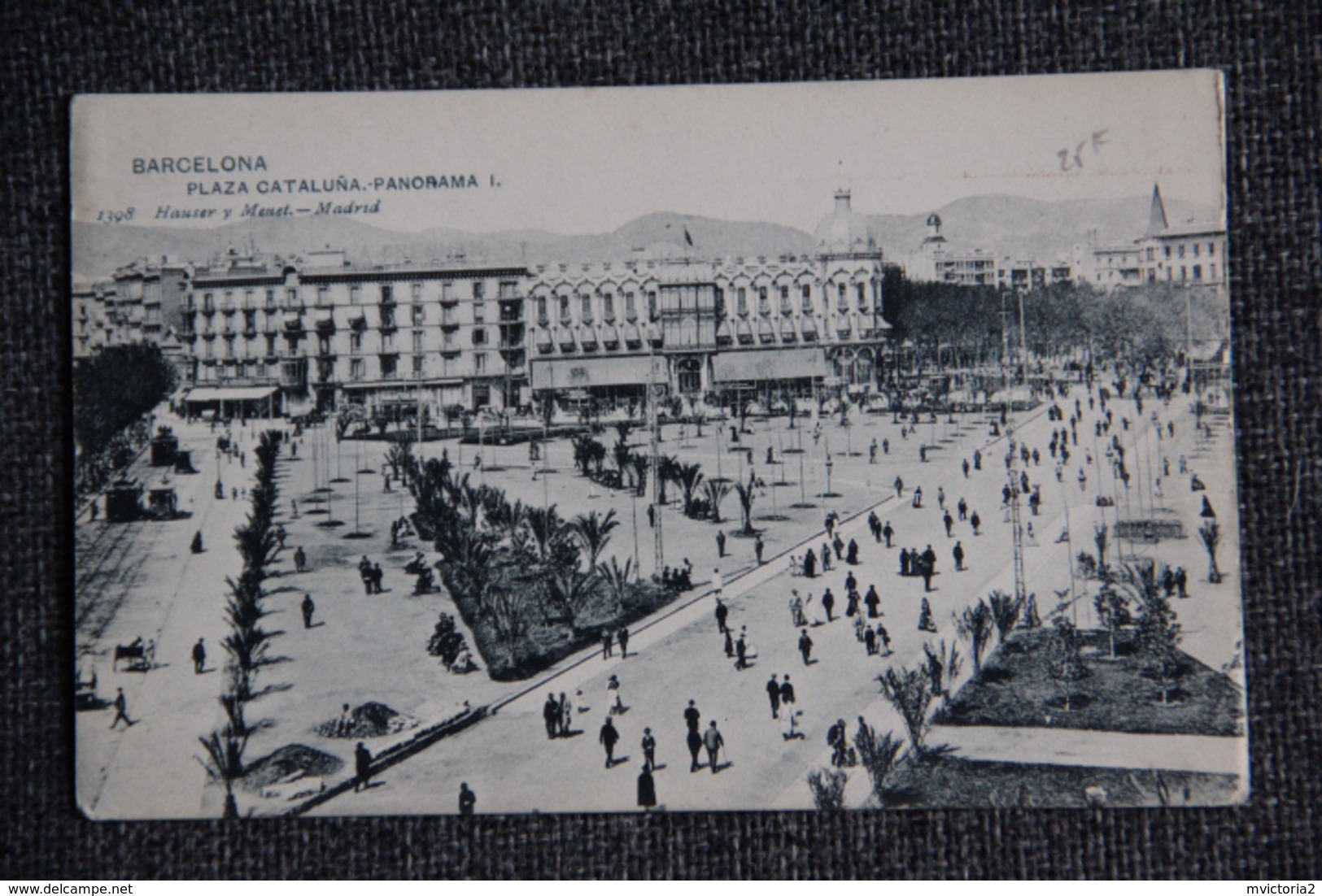 BARCELONA - Plaza Cataluña, Panorama. - Barcelona