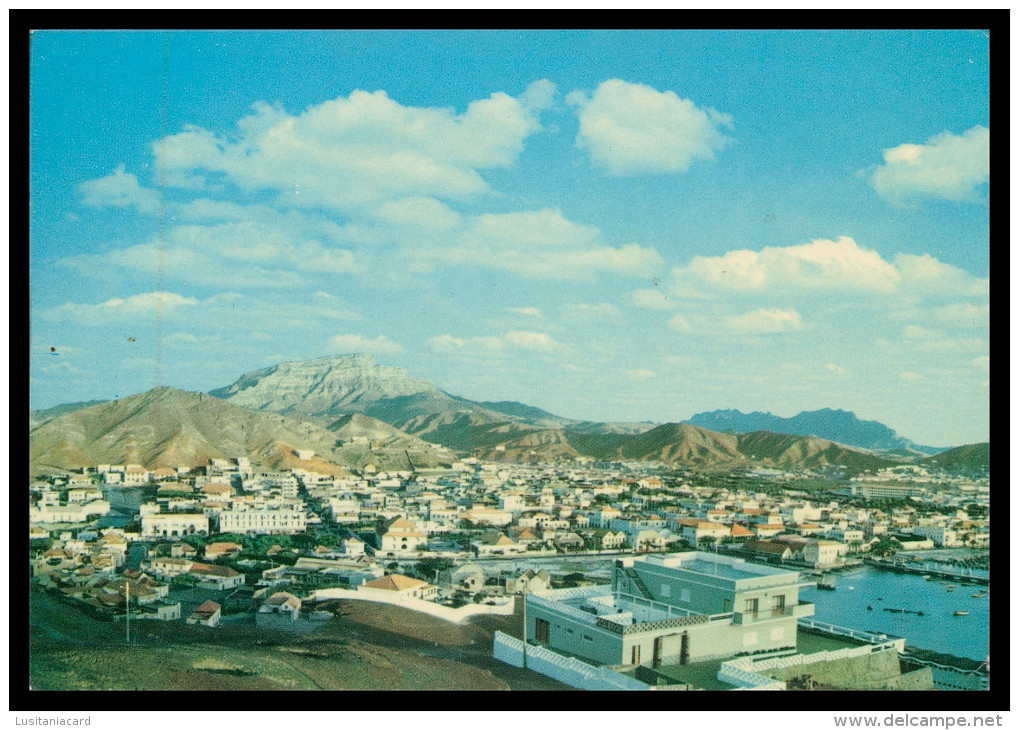 SÃO VICENTE  - MINDELLO - Cidade Do Mindelo ( Ed. Casa Leão )   Carte Postale - Cap Verde