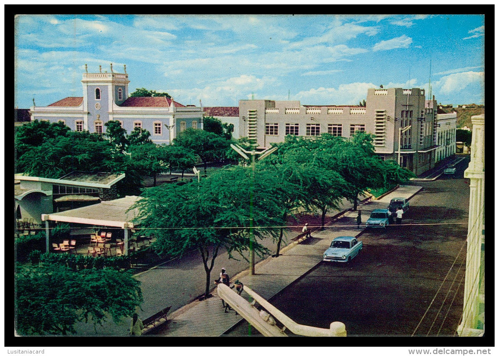 SANTIAGO - PRAIA - Praça Alexandre De Albuquerque  ( Ed.  Casa Do Leão)   Carte Postale - Cap Vert