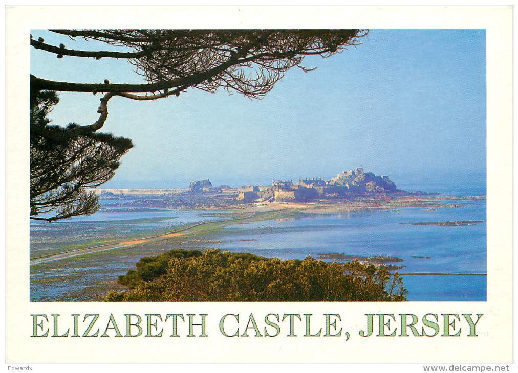 Elizabeth Castle, Jersey Postcard Posted 2005 Stamp - Autres & Non Classés