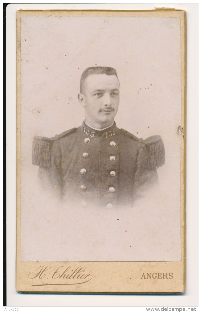 Photo Ancienne CDV Circa 1890 Portrait D'un Militaire 135ème Régiment D'infanterie Angers Photographe Thillier - Guerre, Militaire