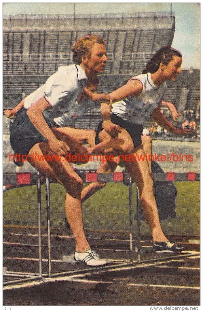 Fanny Blankers-Koen In Duel Met De Engelse Maureen Dyson-Gardner - Athlétisme