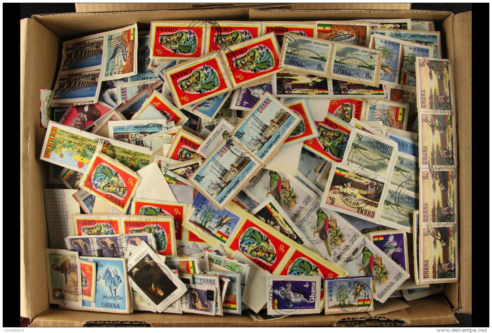 1960's TO 1980's OFFICE CLIPPINGS HOARD A Fine Used Assembly With A Good Range Of Pictorial Issues On Neat Pieces,... - Ghana (1957-...)