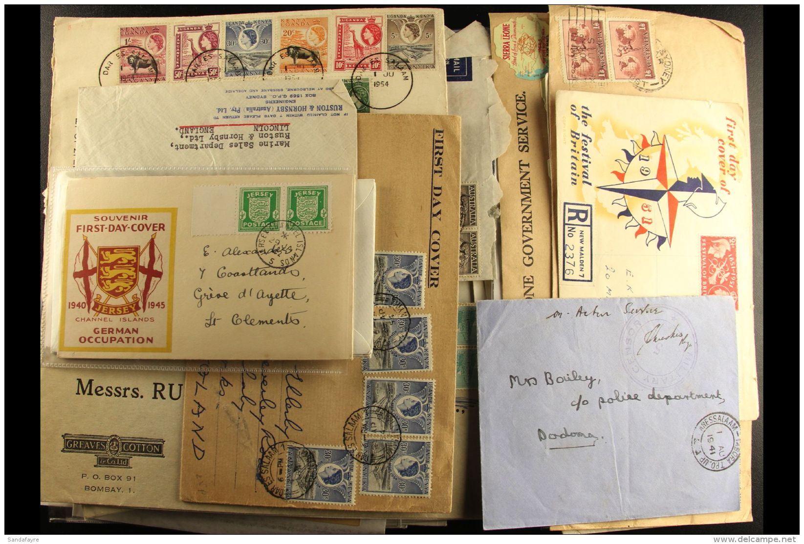 WORLD COVERS AND CARDS HOARD A Good Assembly To Sort Through With Most Items Being Great Britain Or British... - Other & Unclassified