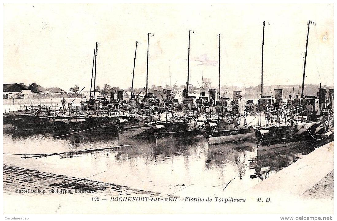 [DC3614] CPA - FRANCIA - ROCHEFORT SUR MER - FLOTILLE DE TORPILLEURS - Viaggiata - Old Postcard - Rochefort