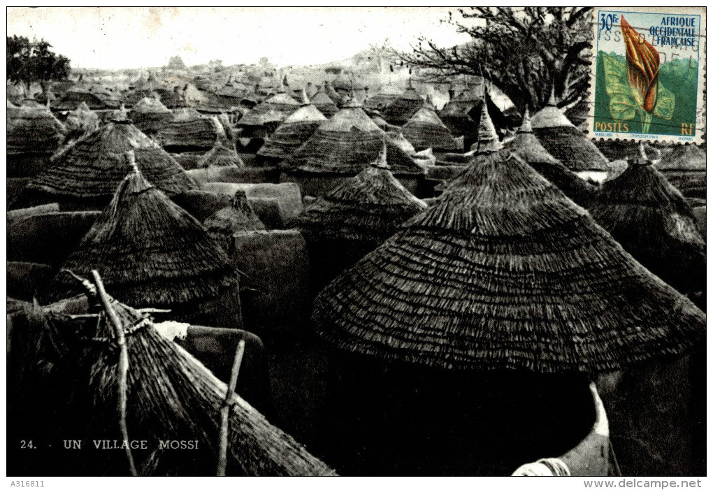 VILLAGE AU PAYS MOSSI - Burkina Faso