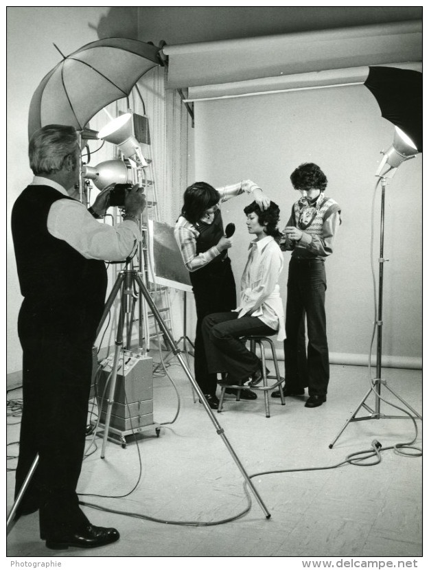 France Photographe JP Rossignol Au Travail En Studio Ancienne Photo 1960 - Other & Unclassified