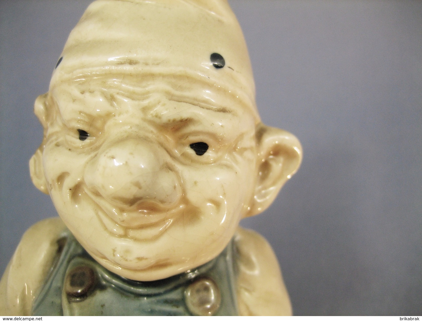 *BOUTEILLE A LIQUEUR EN FAIENCE GNOME - Vin Vigne Raisin Bar Bistrot - Spiritueux