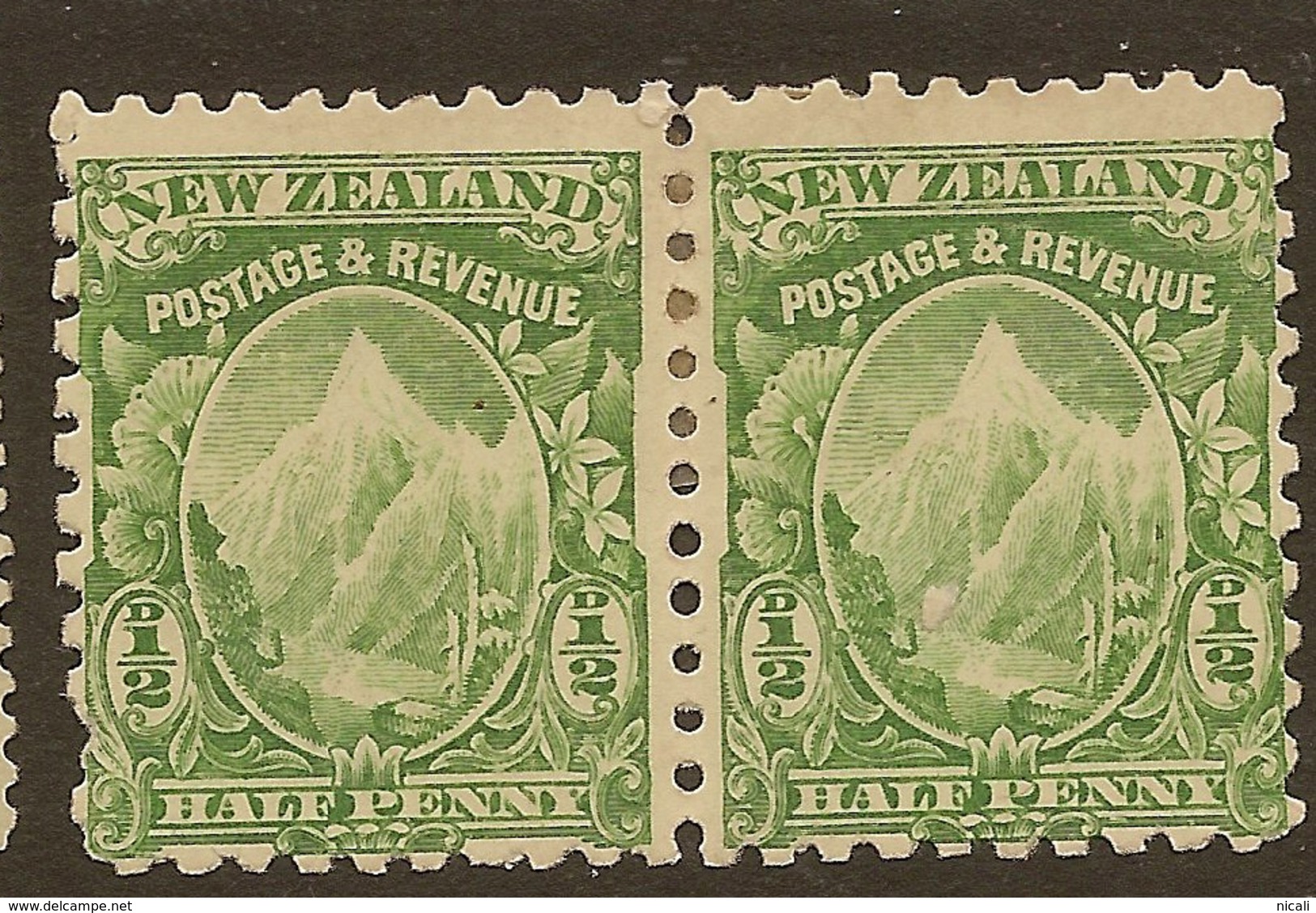 NZ 1898 1/2d Mt Cook P11 Pair SG 273a HM #WQ324 - Unused Stamps