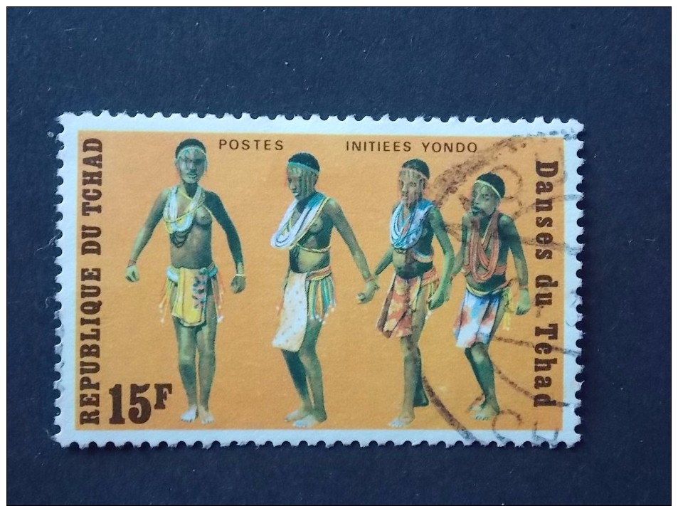 TCHAD Y&T N° 239 - 240 (o) Danses - Chad (1960-...)