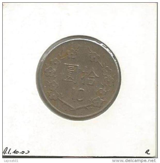 D3 Taiwan 10 Yuan 72 (1983) - Taiwan