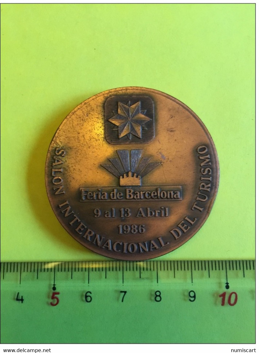Barcelone Médaille Ferai De Barcelone 1986 International Du Tourisme Internacional Del Turismo Superbe Monnaie Jeton - Firma's